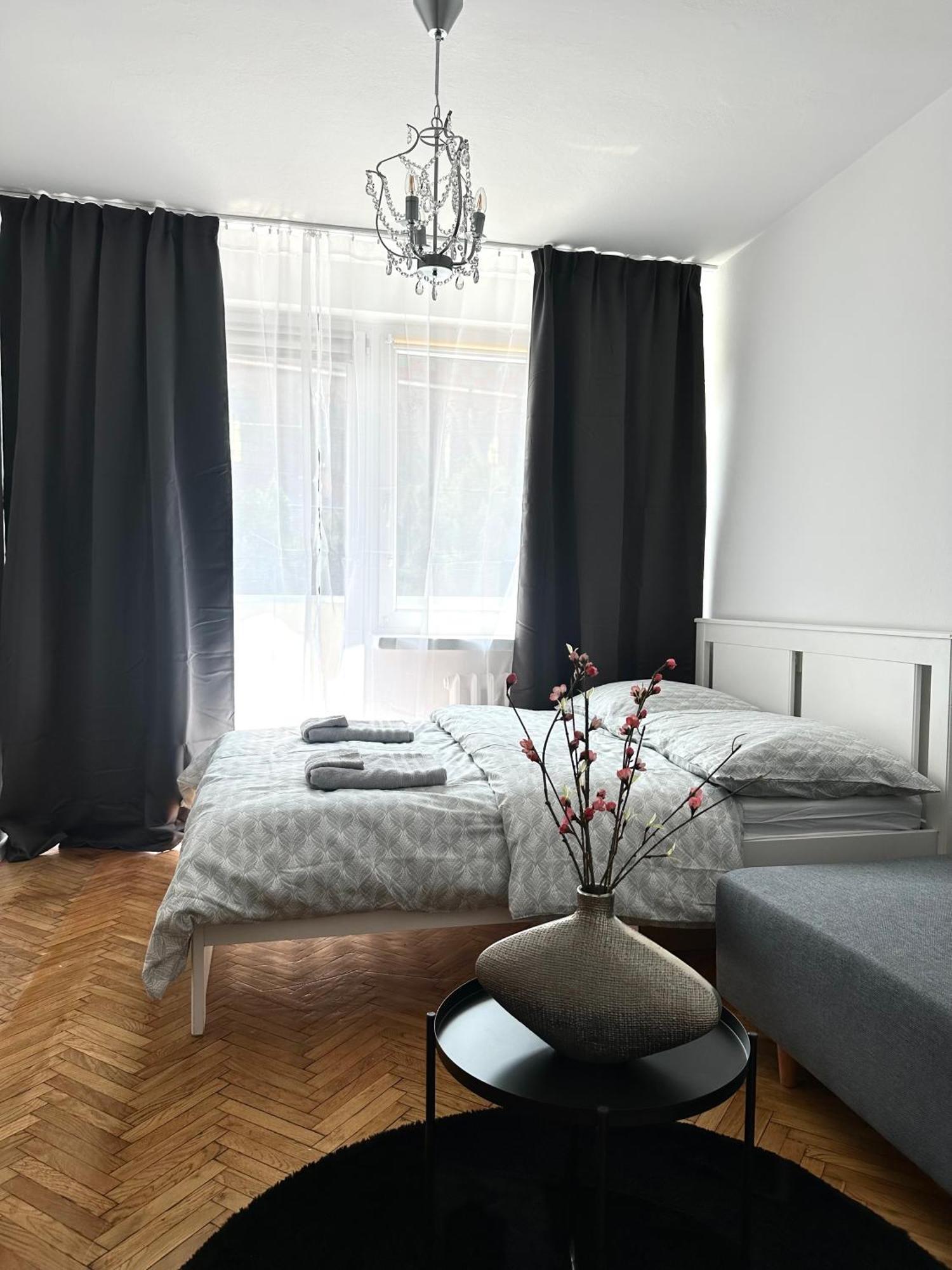 Wita Stwosza Apartment - Self Check-In 20H Breslavia Exterior foto