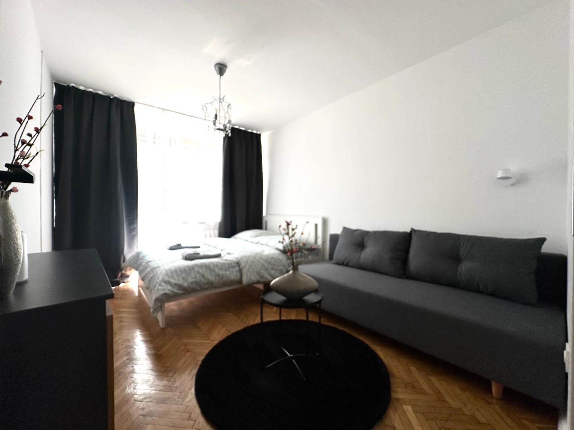 Wita Stwosza Apartment - Self Check-In 20H Breslavia Exterior foto